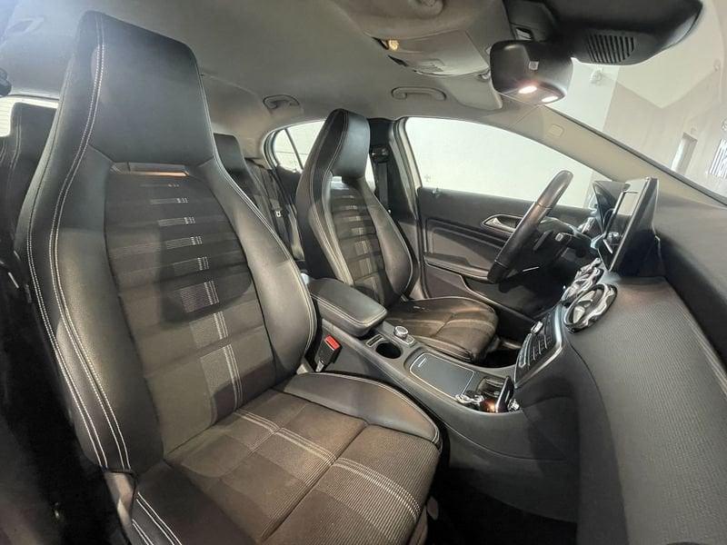 Mercedes-Benz GLA 200 d Automatic Sport