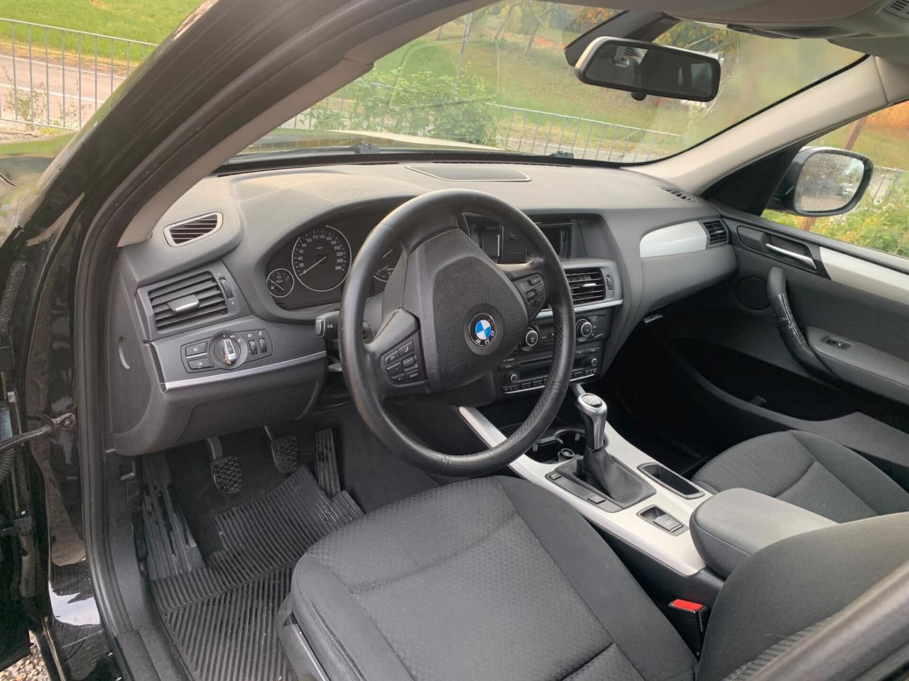 Bmw X3 Tdi 2000 cc 180 cv-main ottime condizioni di meccanica 215000 km appena eseguito tagliando generale