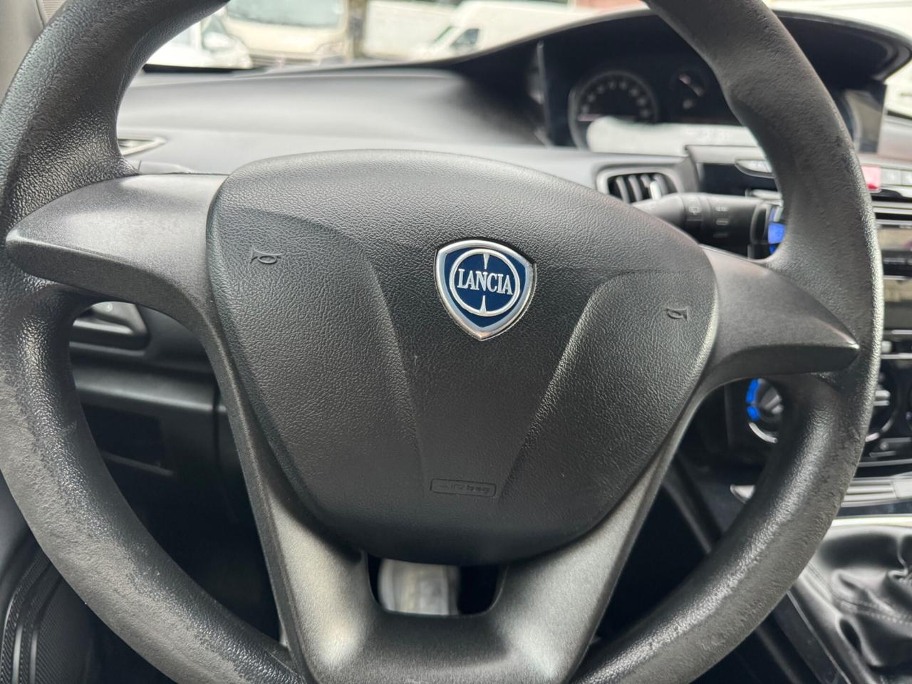 Lancia Ypsilon 1.3 MJT 16V 95 CV 5P. S&S 2016