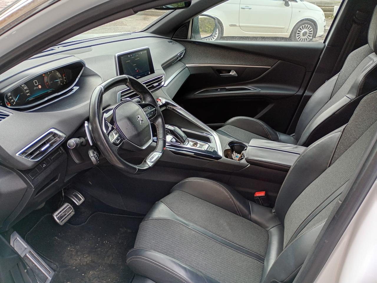Peugeot 5008 BlueHDi 120 S&S Allure