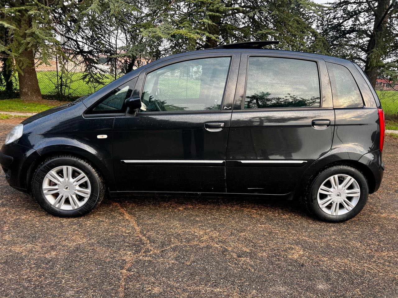 Lancia MUSA Platino plus