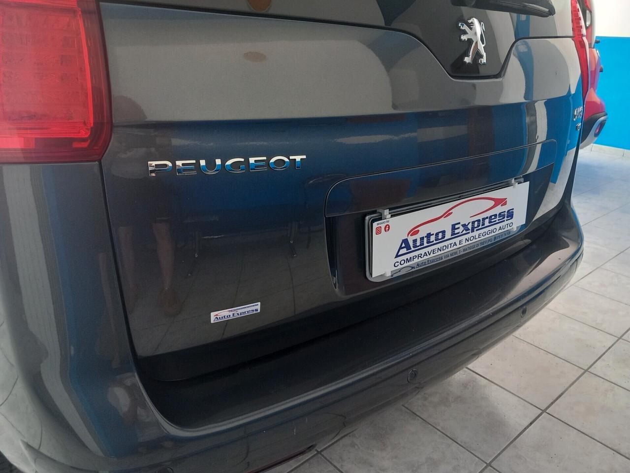 Peugeot 5008 1.6 diesel automatica 7 posti 152 mila km anno 2013