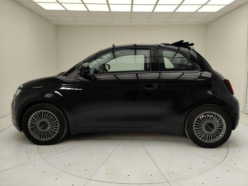 FIAT 500 IV 2020 Cabrio 500e Cabrio 42 kWh Icon +