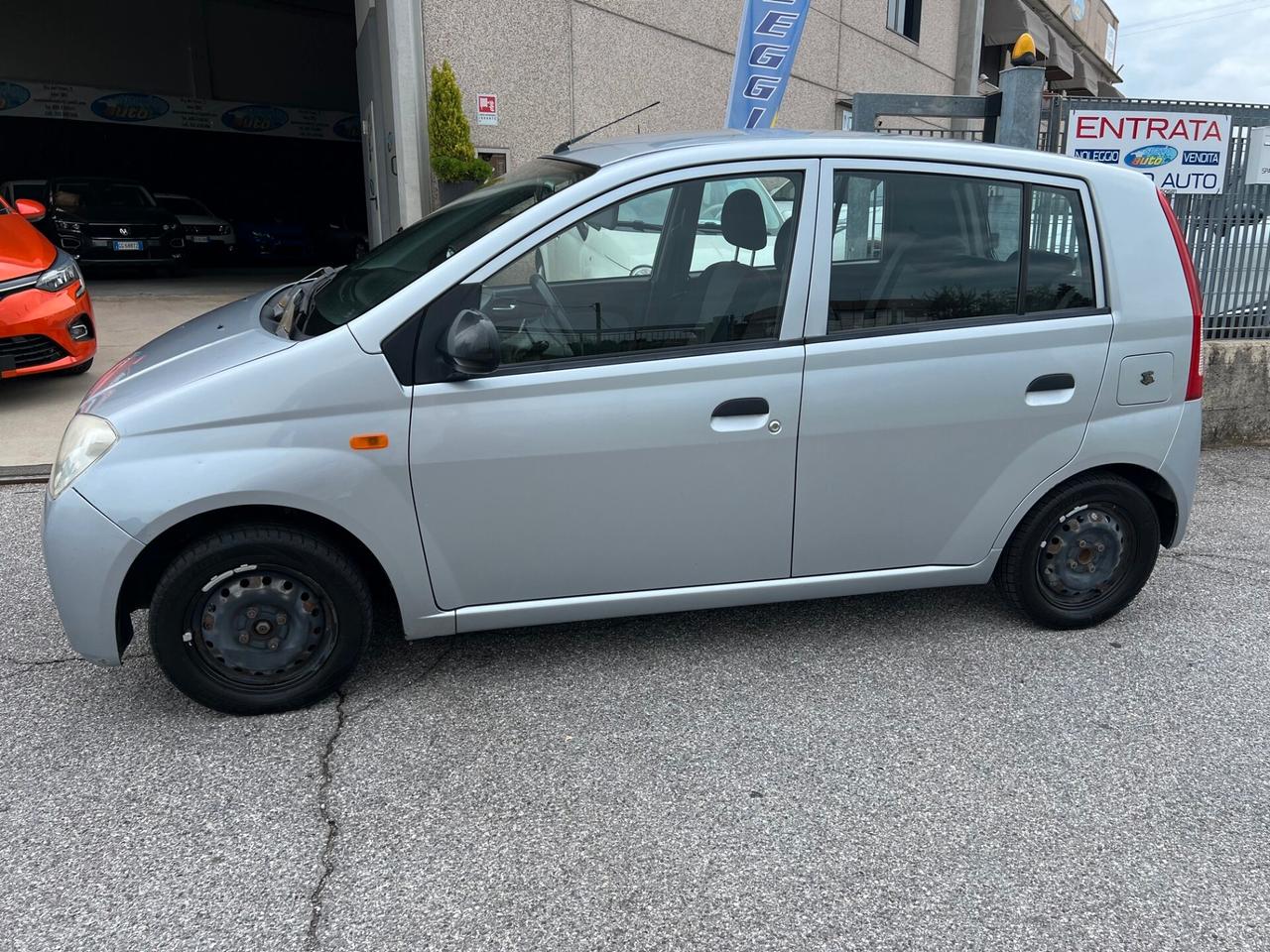 Daihatsu Cuore 1.0 12V 5 porte SX per neopatentati/AUTOMATICA/con aria condizionata