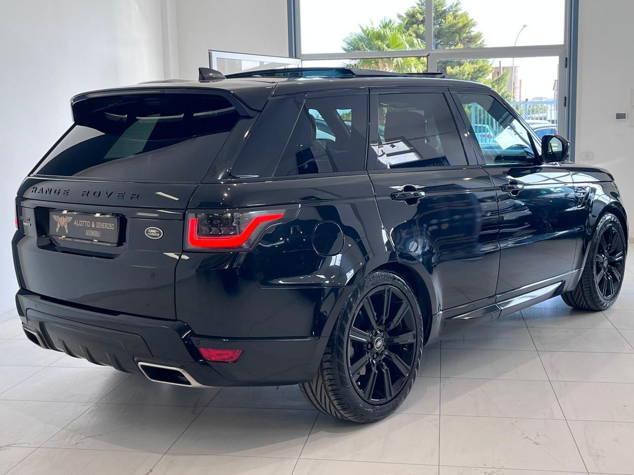 RANGE ROVER SPORT 3.0 DYNAMIC TETTO APRIBILE HSE 249CV
