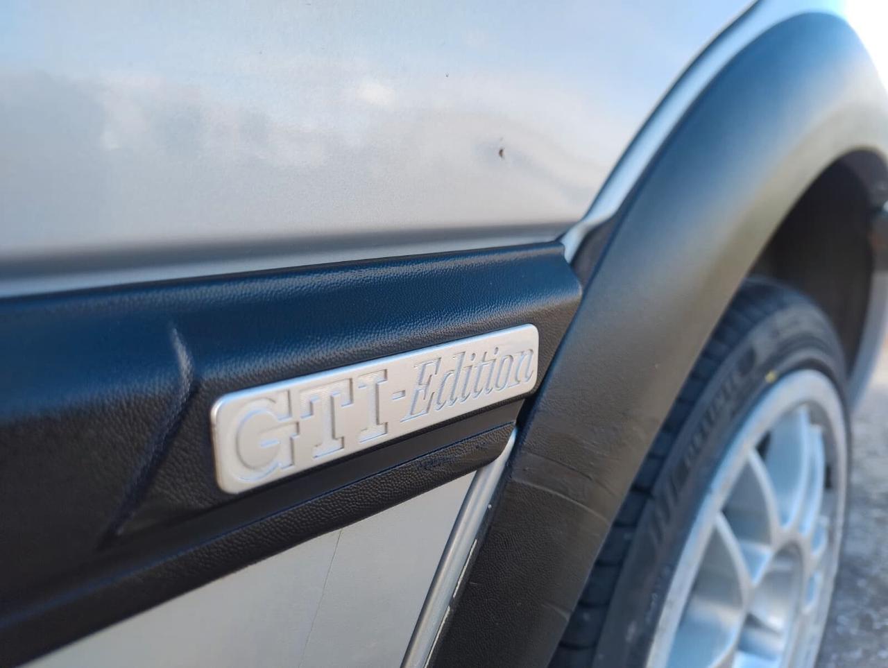 Volkswagen Golf GTI 2.0 cat 5 porte