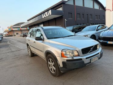 Volvo XC 90 XC90 2.4 D5 185 CV AWD Momentum COMMERCIANTI