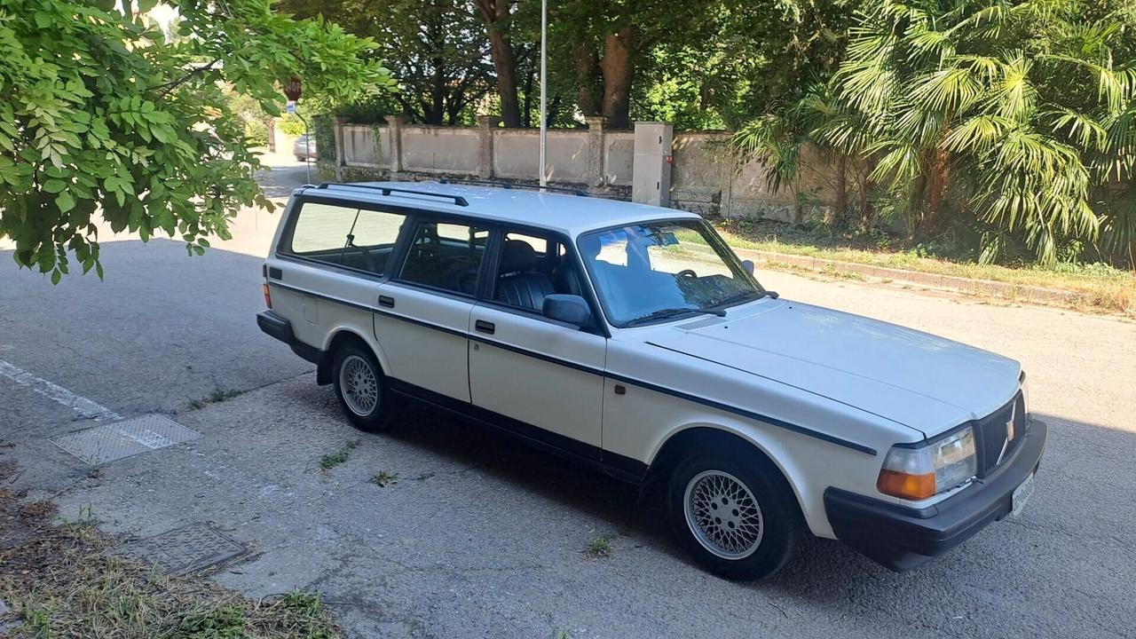Volvo 240 2.0 Station Wagon