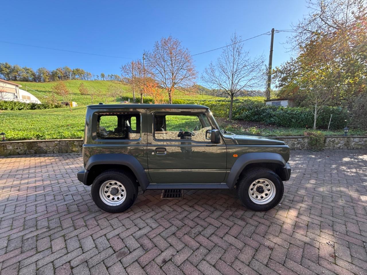 Suzuki Jimny 1.5 5MT Top 4 POSTI - 11/2018