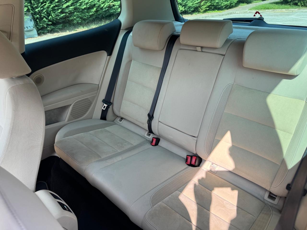 VW Golf 2.0 TDI 140CV 3p. Highline Ok Neopatentati