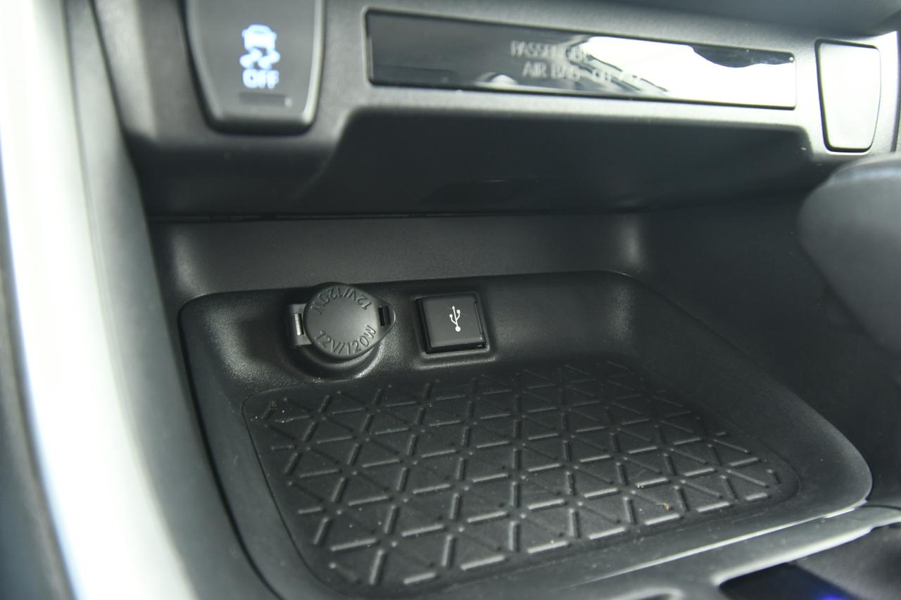 TOYOTA Rav4 2.5 vvt-ie h Dynamic 2wd 218cv e-cvt FULL LED+ACC+CAMERA