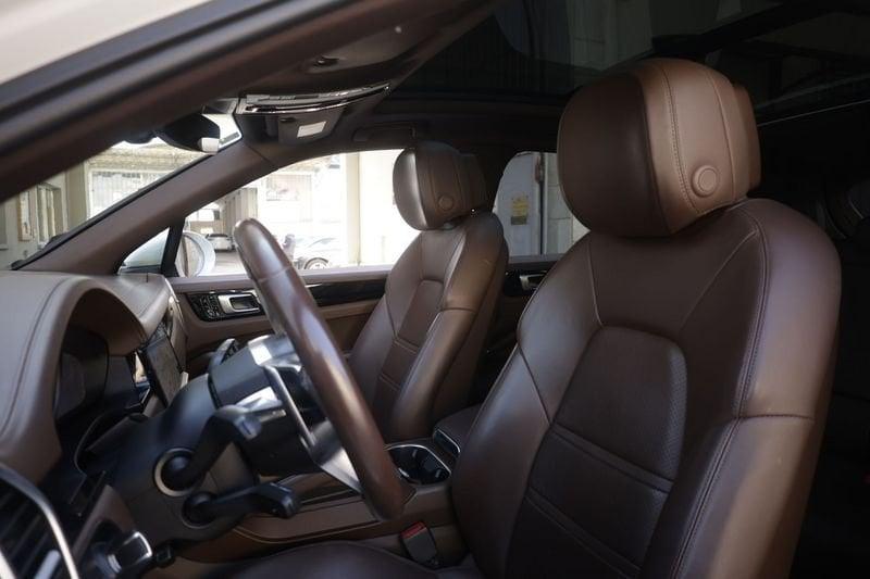 Porsche Cayenne 3.0 V6 Tetto Panoramico Cerchi 22 Unicoproprietario