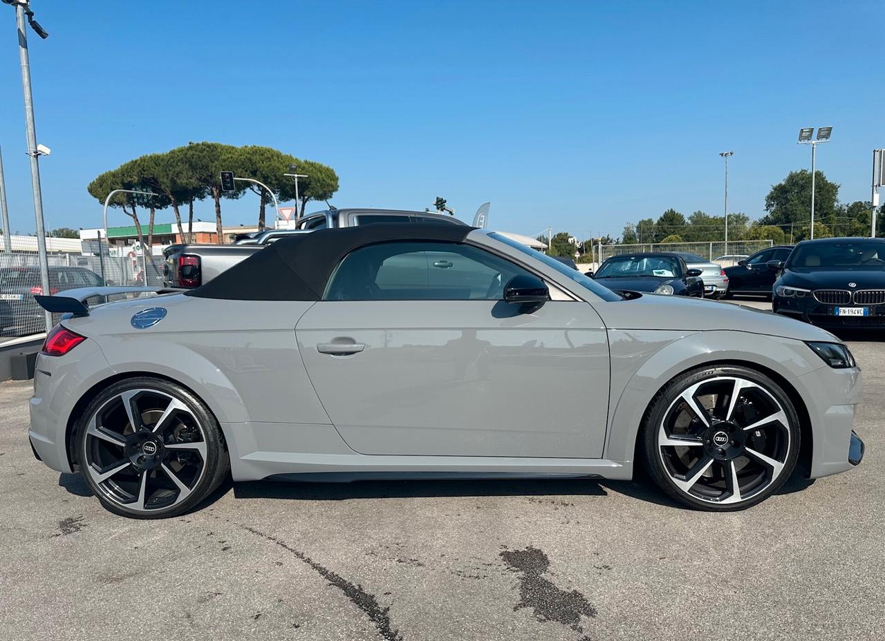 Audi TT RS Roadster 2.5 TFSI quattro S tronic/KM DOC. STUPENDA!!!!