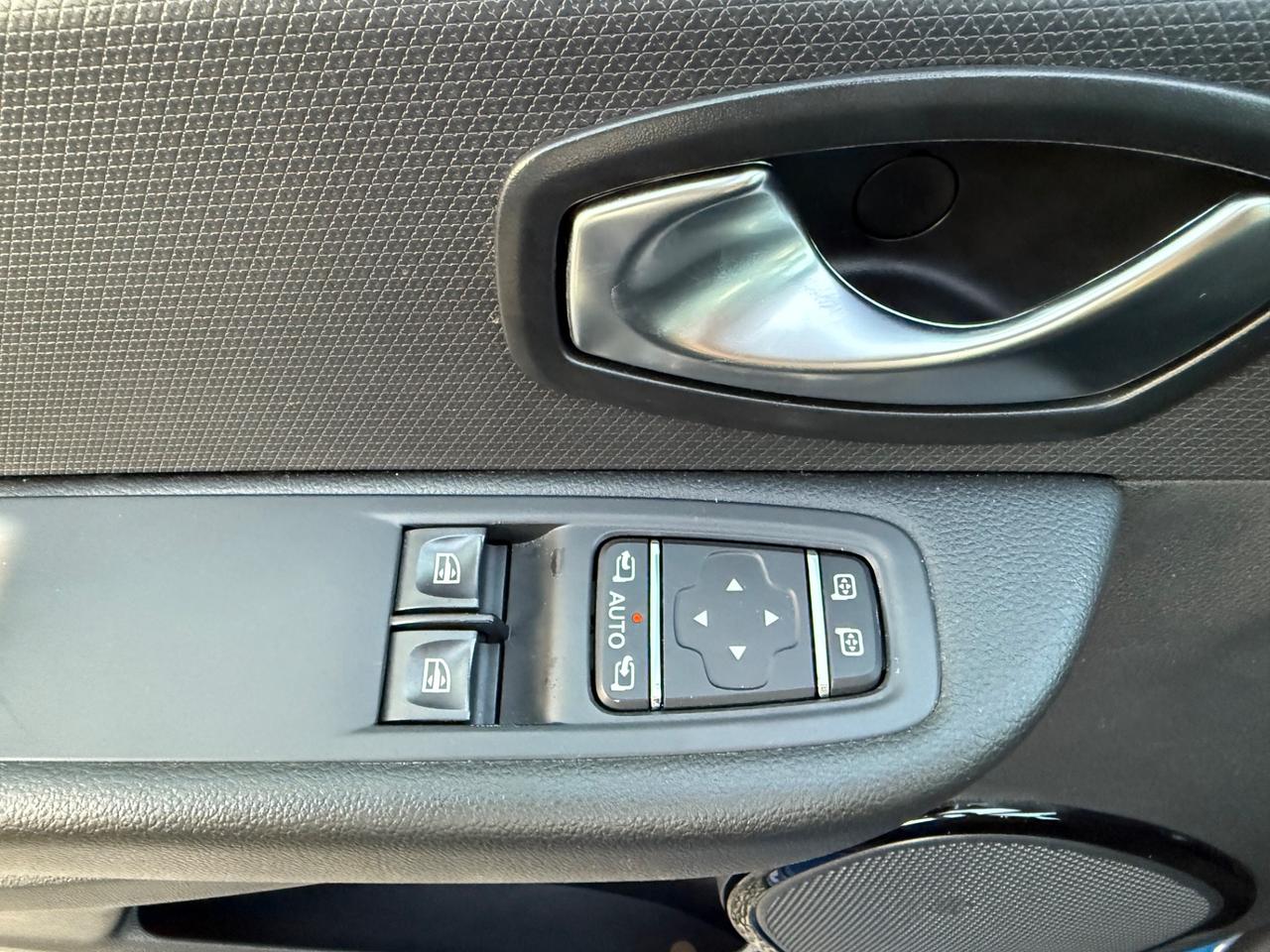 Renault Clio dCi 8V 90 CV 5 porte Duel