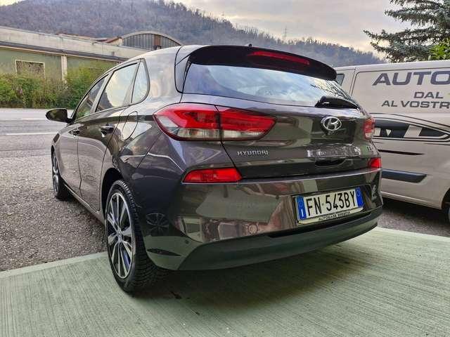 Hyundai i30 1.6 crdi Comfort 136cv Navi Cruise EURO 6B