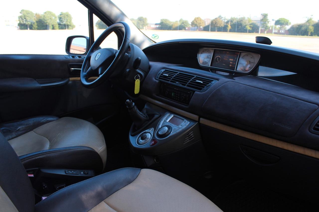 Lancia Phedra 2.0 MJT 136 CV Platino