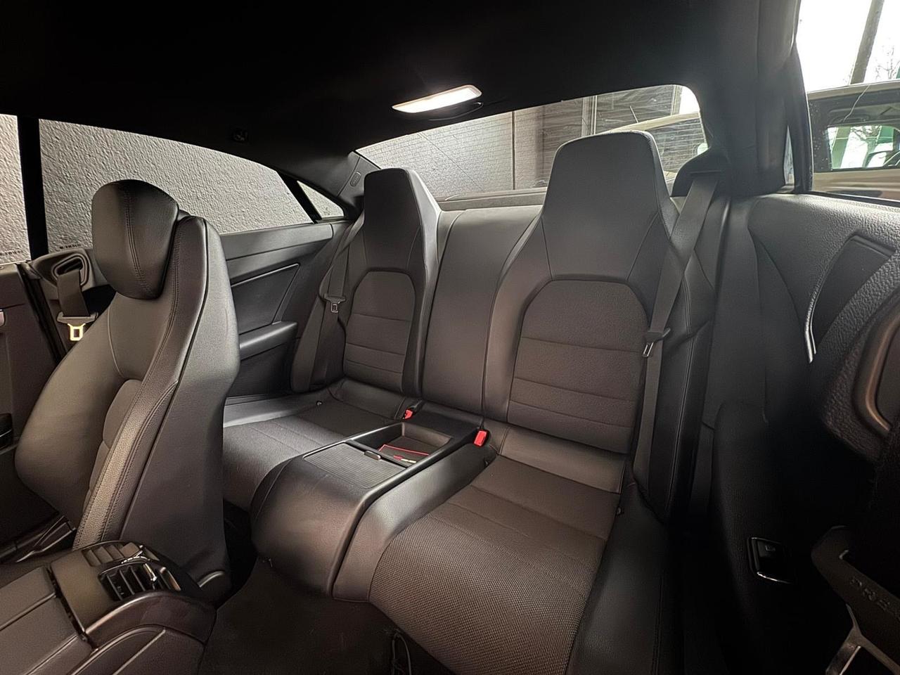 Mercedes-benz E 250 CDI Coupé BlueEFFICIENCY Avantgarde