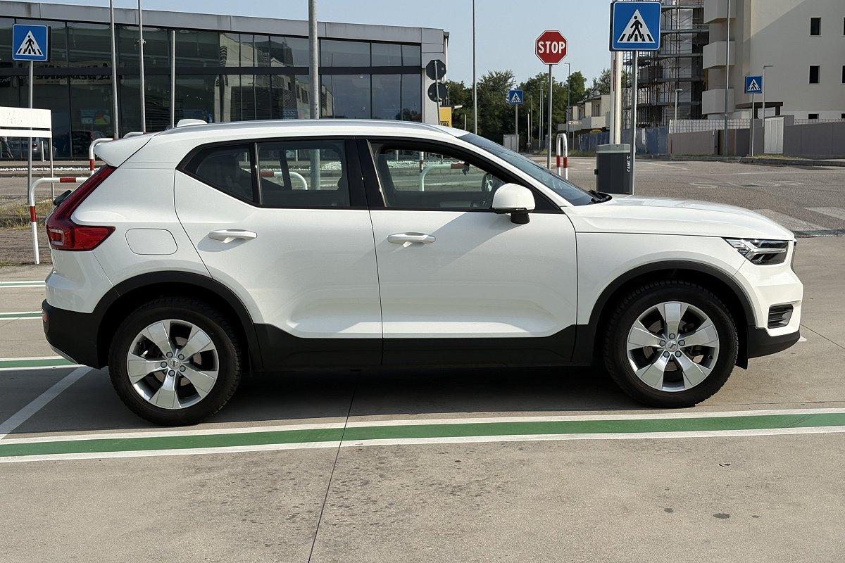 VOLVO XC40 D3 Business Plus