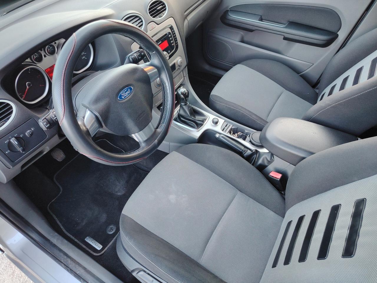 Ford Focus 1.6 TDCi (110CV) 5p. Tit. DPF