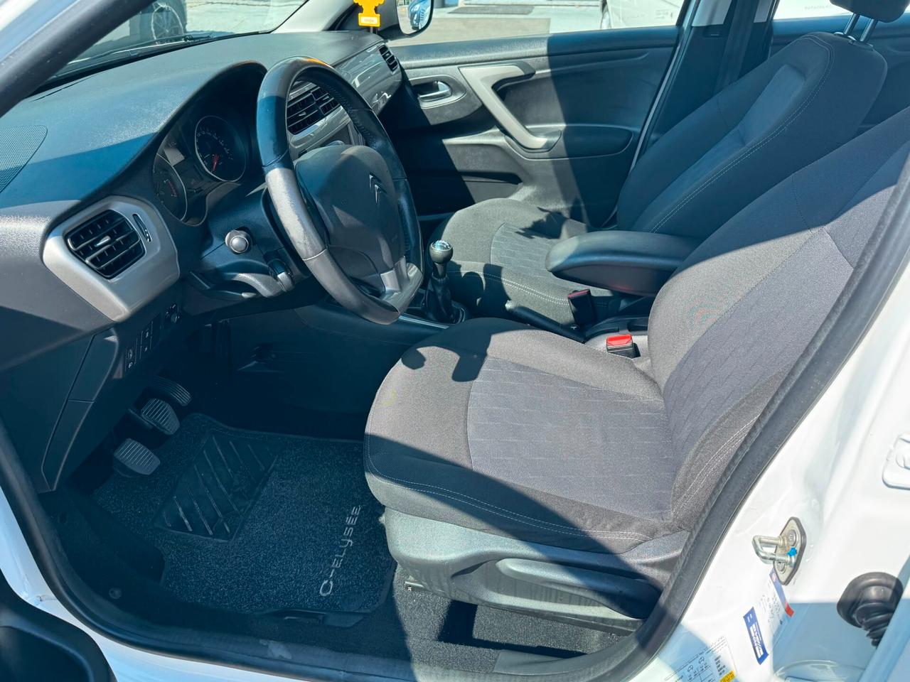 Citroen C-Elysee BlueHDi 100 Shine