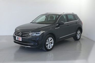 VOLKSWAGEN Tiguan 2.0 TDI 150CV SCR DSG 4MOTION Elegance Fari Matrix