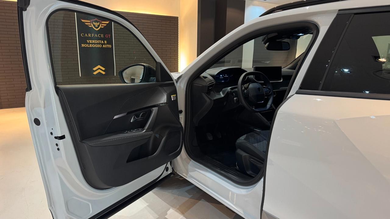 PEUGEOT 2008 1.2 BENZINA 101CV - 2025