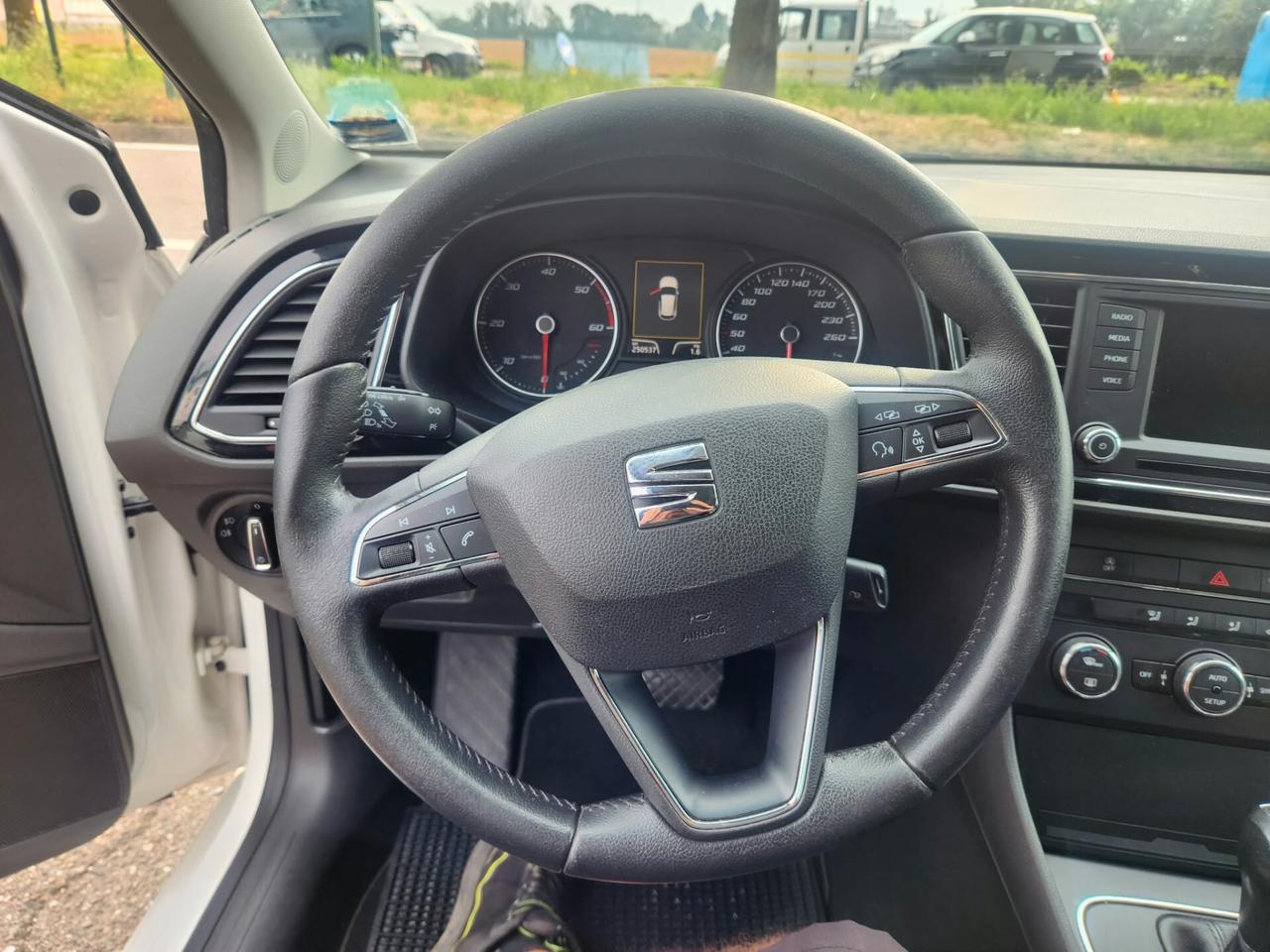 Seat Leon 1.6 TDI 105 CV DSG 5p. Start/Stop Style