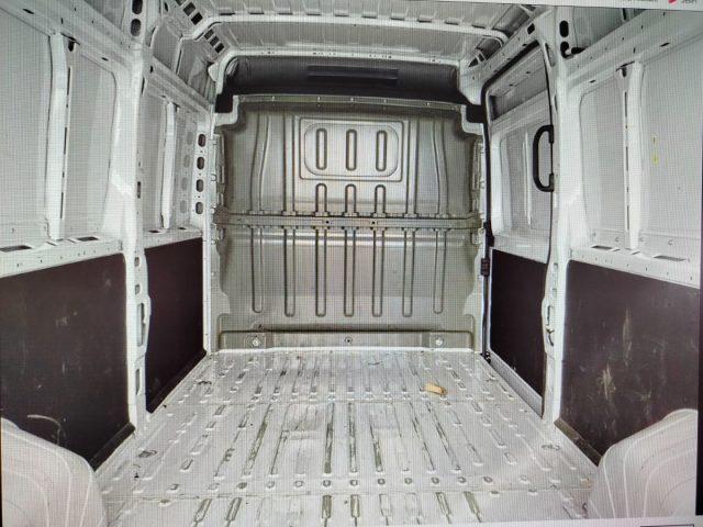 PEUGEOT Boxer 335 2.2 BlueHDi 140 S&S L3-H2 Cabinato