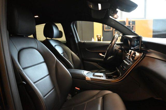 MERCEDES-BENZ GLC 220 d COUPE 4MATIC EXCLUSIVE SPORT 9G-T.PED.19"CAMFULL