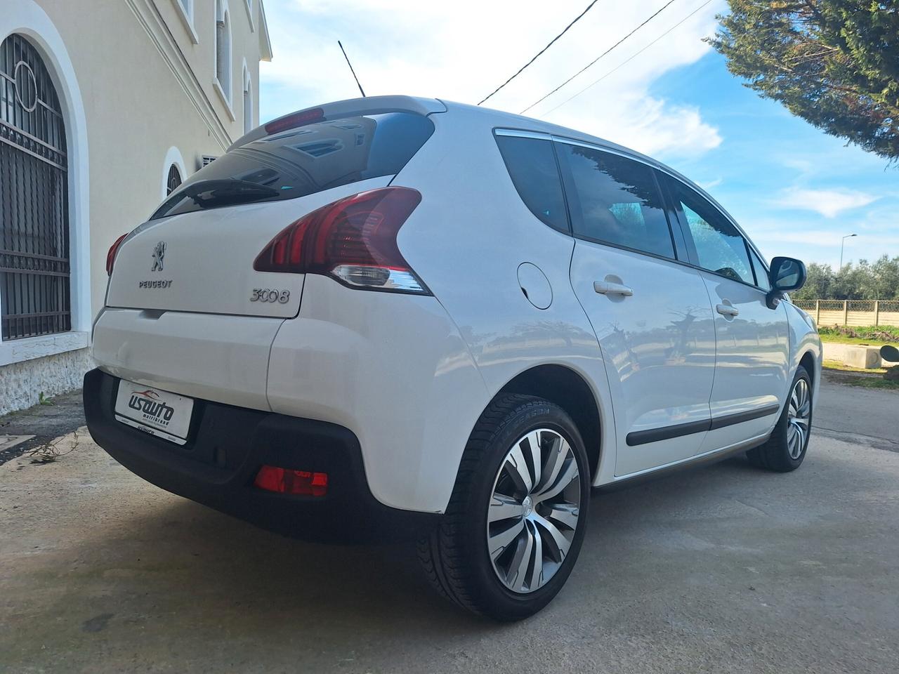 Peugeot 3008 1.6 HDi 115CV NAVI 2015