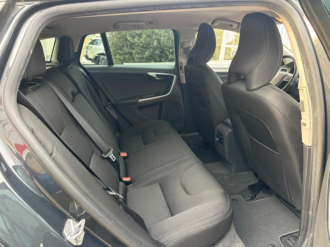 Volvo V60 D3 Momentum