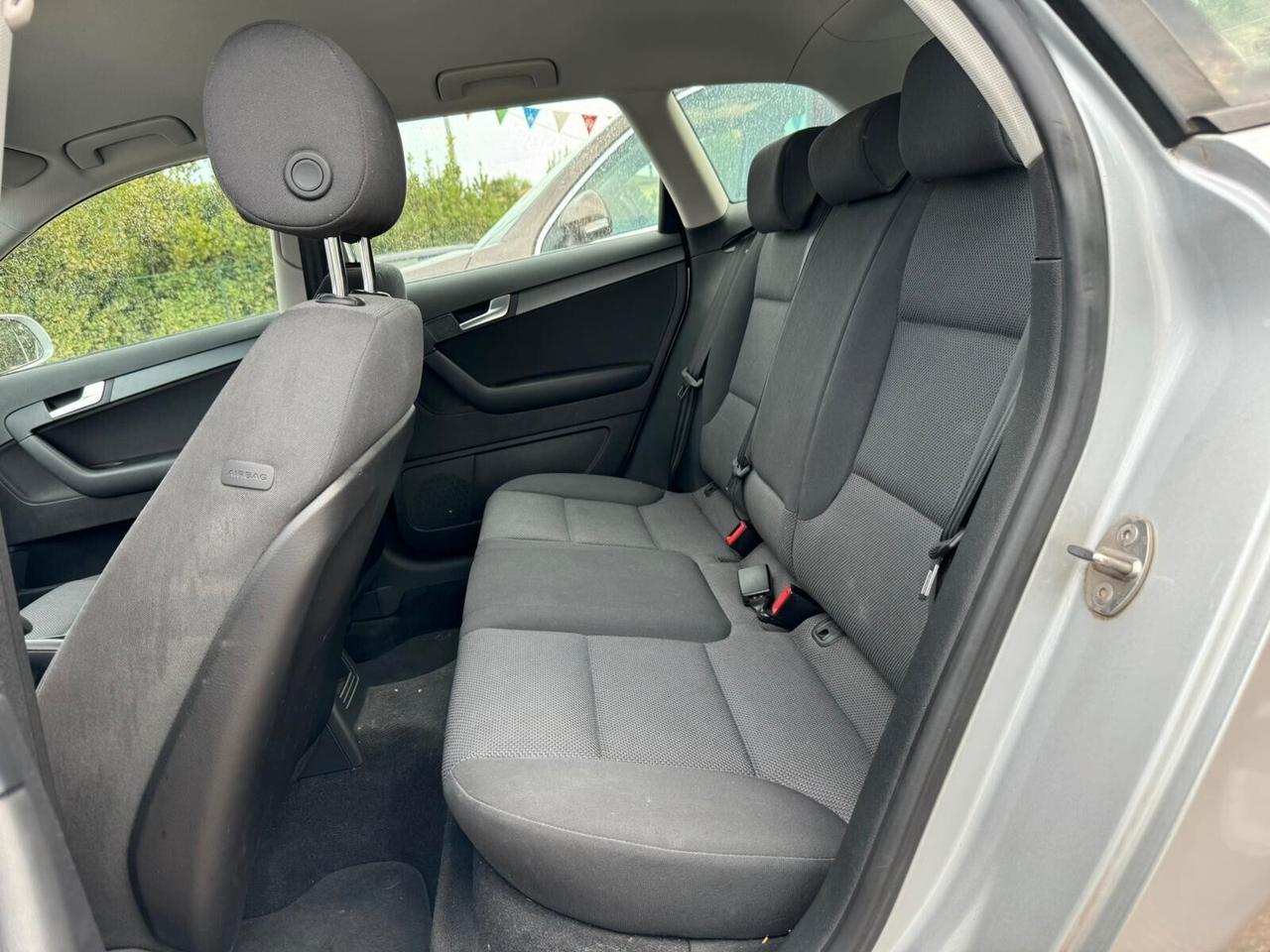 Audi A3 1.6 TDI 105 CV 2012 GARANZIA OK NEOPATENTATI