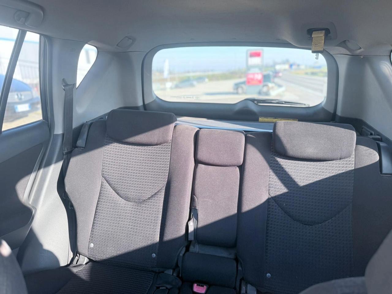 Toyota RAV 4 2.2 D 4X4 2009 MANUALE