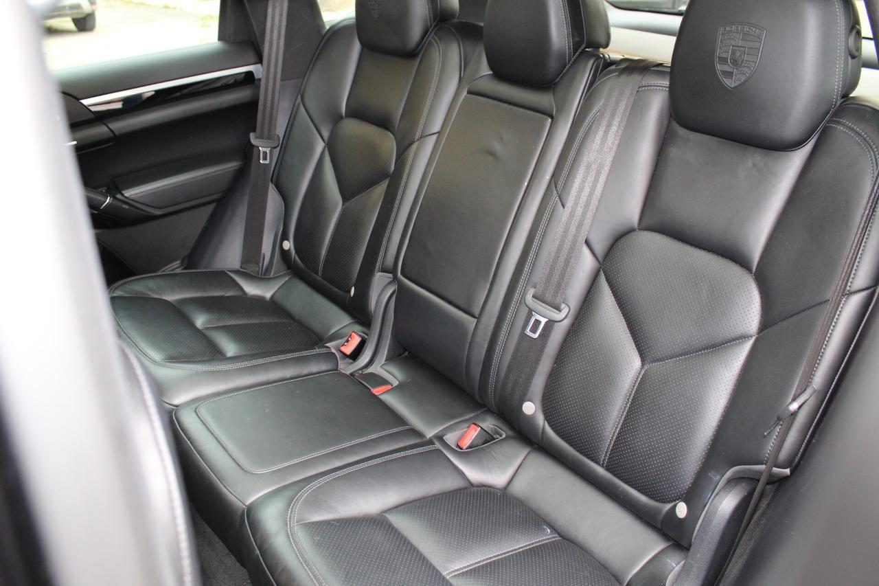 Porsche Cayenne 3.0 Diesel Platinum Edition