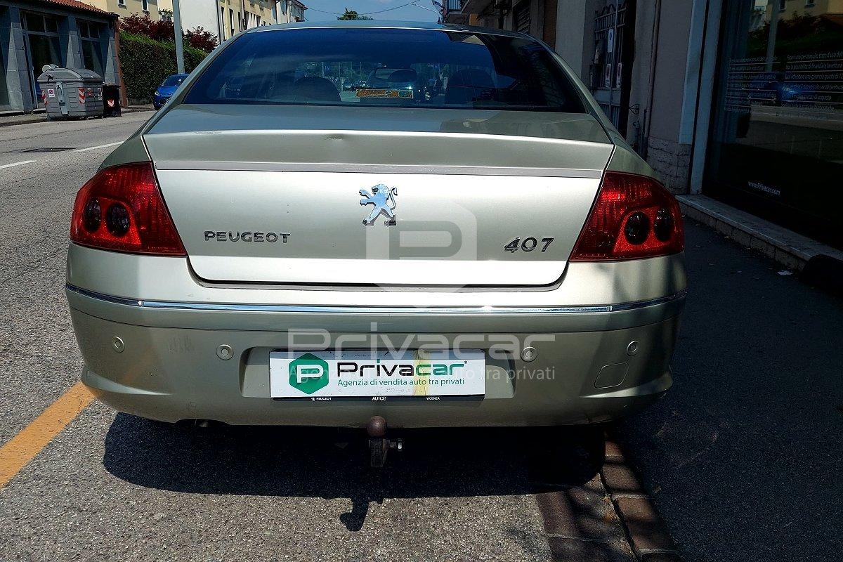 PEUGEOT 407 2.2 aut. Féline