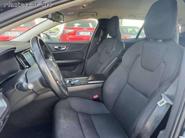 VOLVO V60 V60 II 2019 2.0 d3 Business geartronic - FT476ZA
