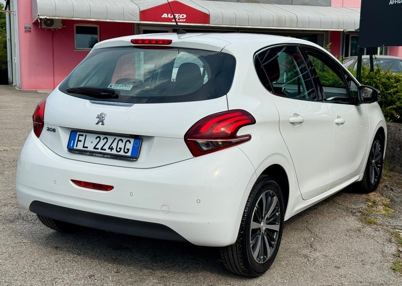 Peugeot 208 BlueHDi 75 5 porte black line 2017
