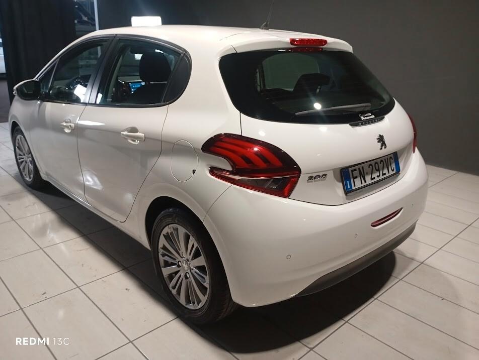 Peugeot 208 del GPL fino al 2028 130.000 km
