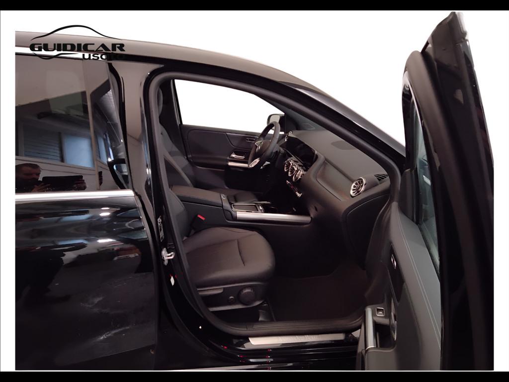 Mercedes-Benz Classe B - W247 2023 - B 180 d Street Edition auto