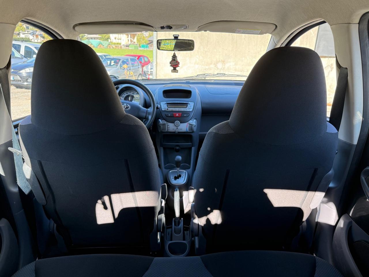 Toyota Aygo 1.0 12V VVT-i 5 porte Sol