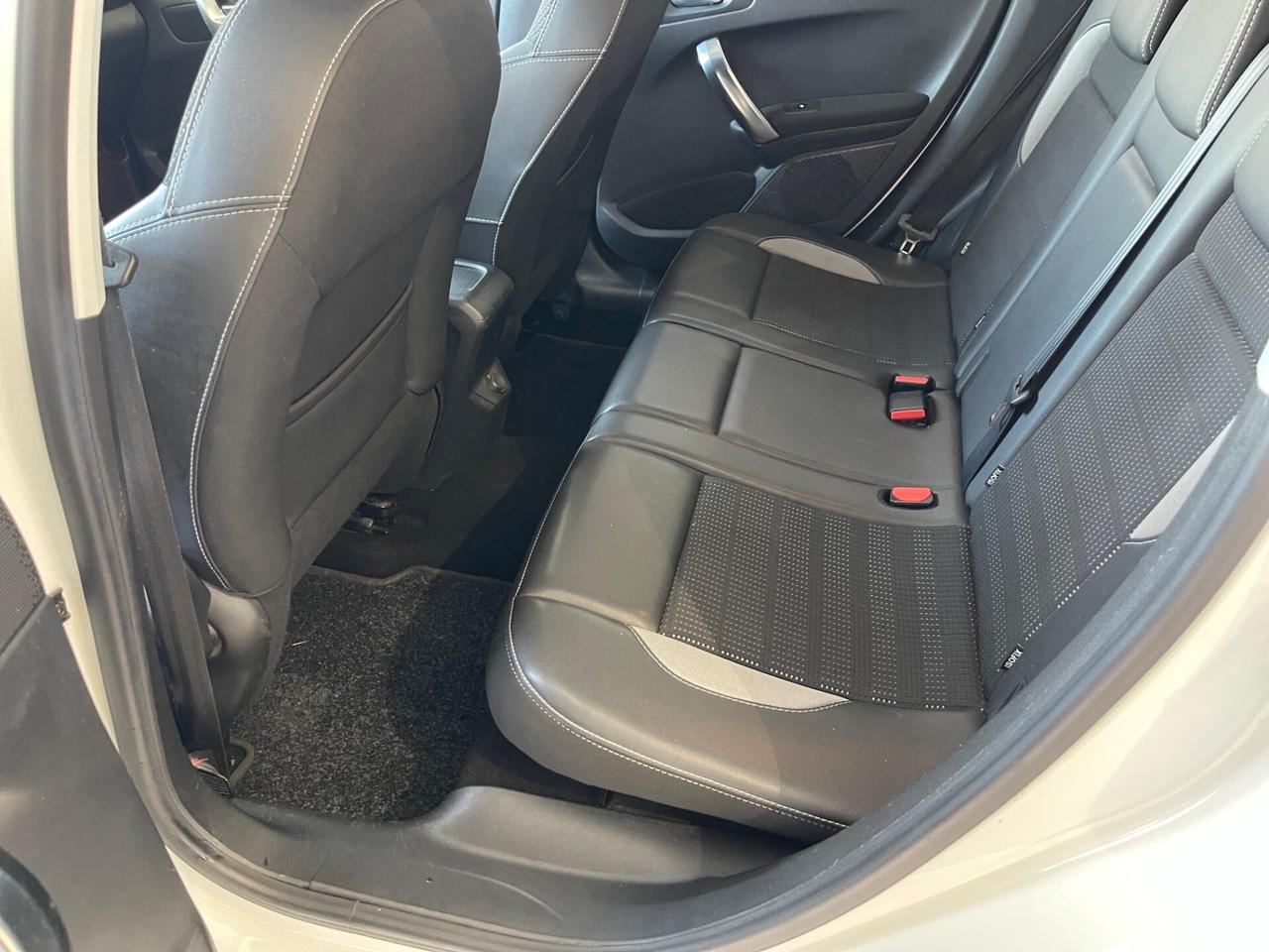Peugeot 2008 PureTech Turbo 110 S&S Allure