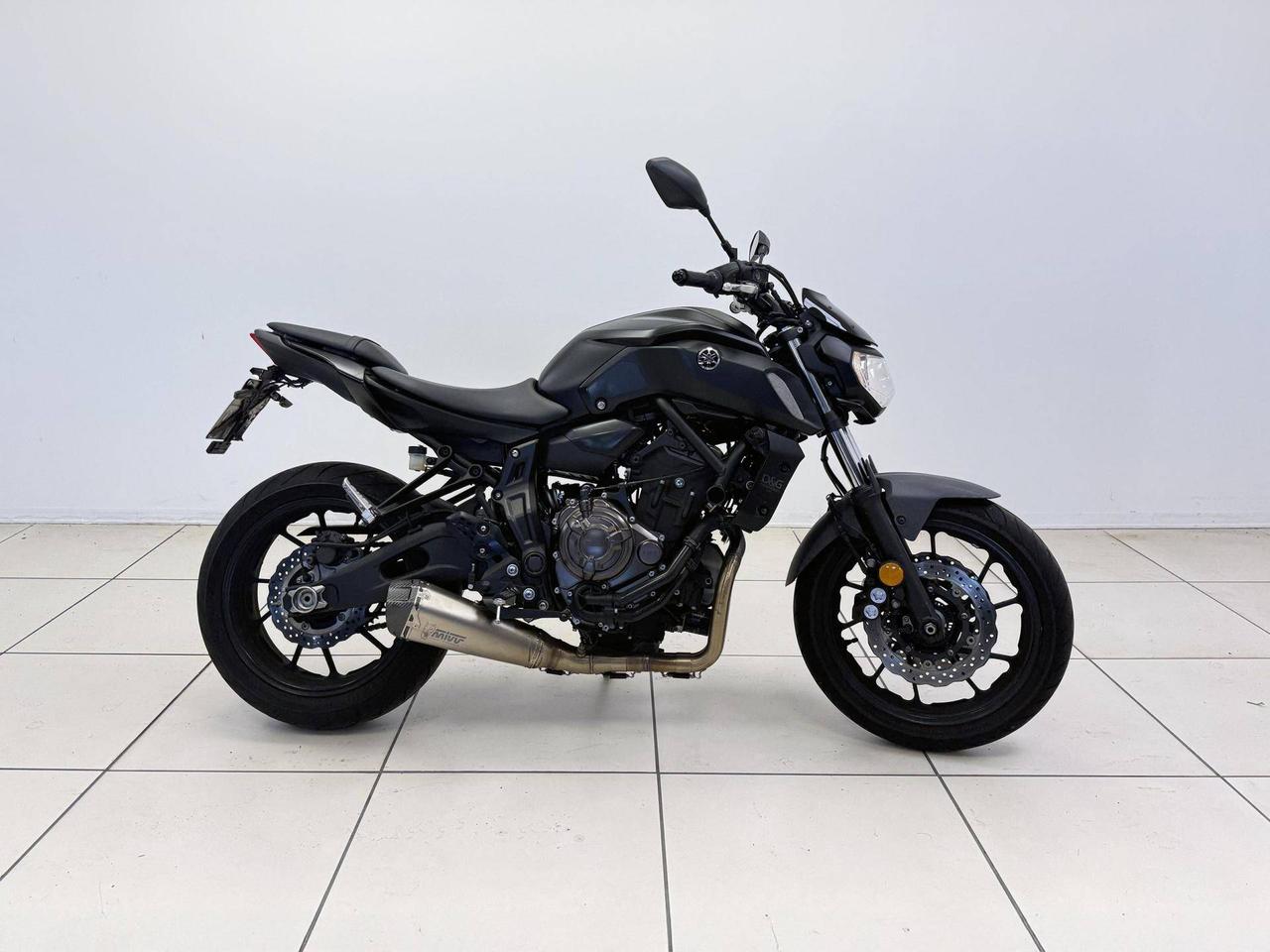 YAMAHA MT-07 690 Depotenziata A2