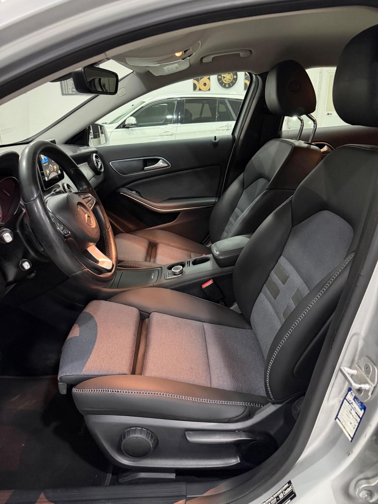 Mercedes-benz GLA 180 d Automatic Business