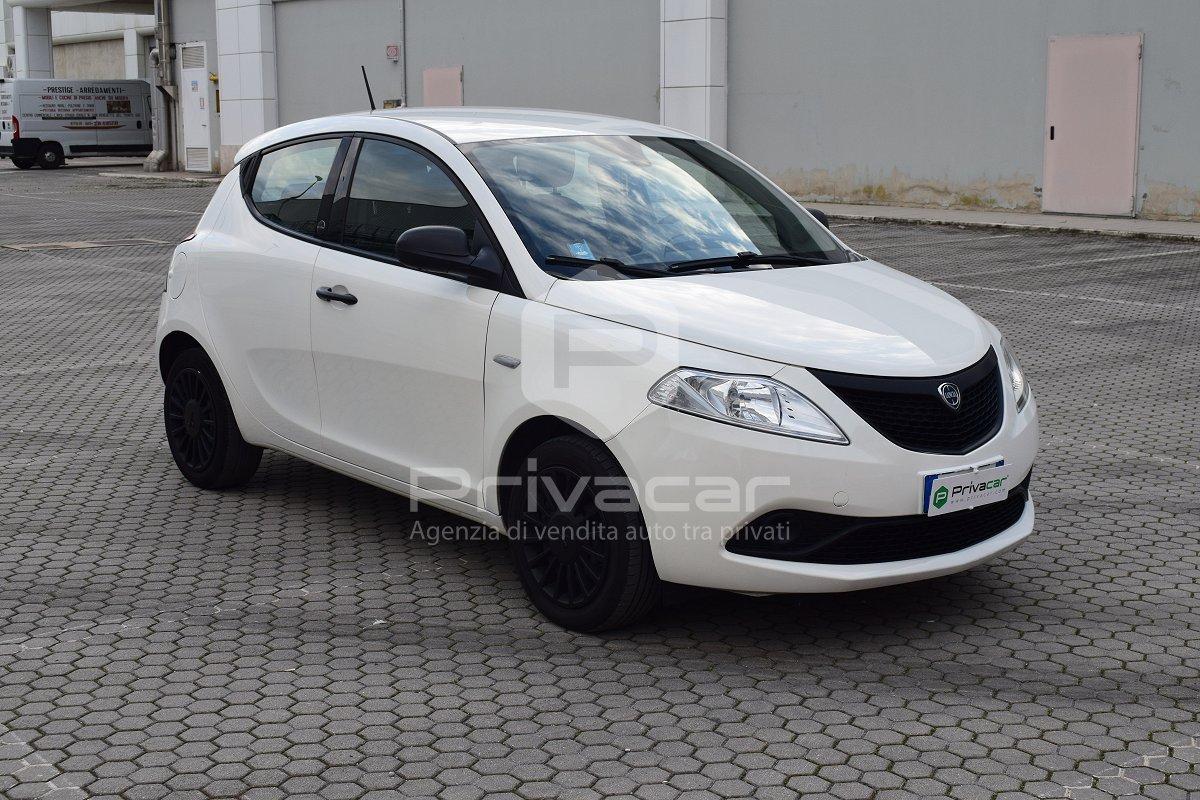 LANCIA Ypsilon 1.0 FireFly 5 porte S&S Hybrid Ecochic Gold