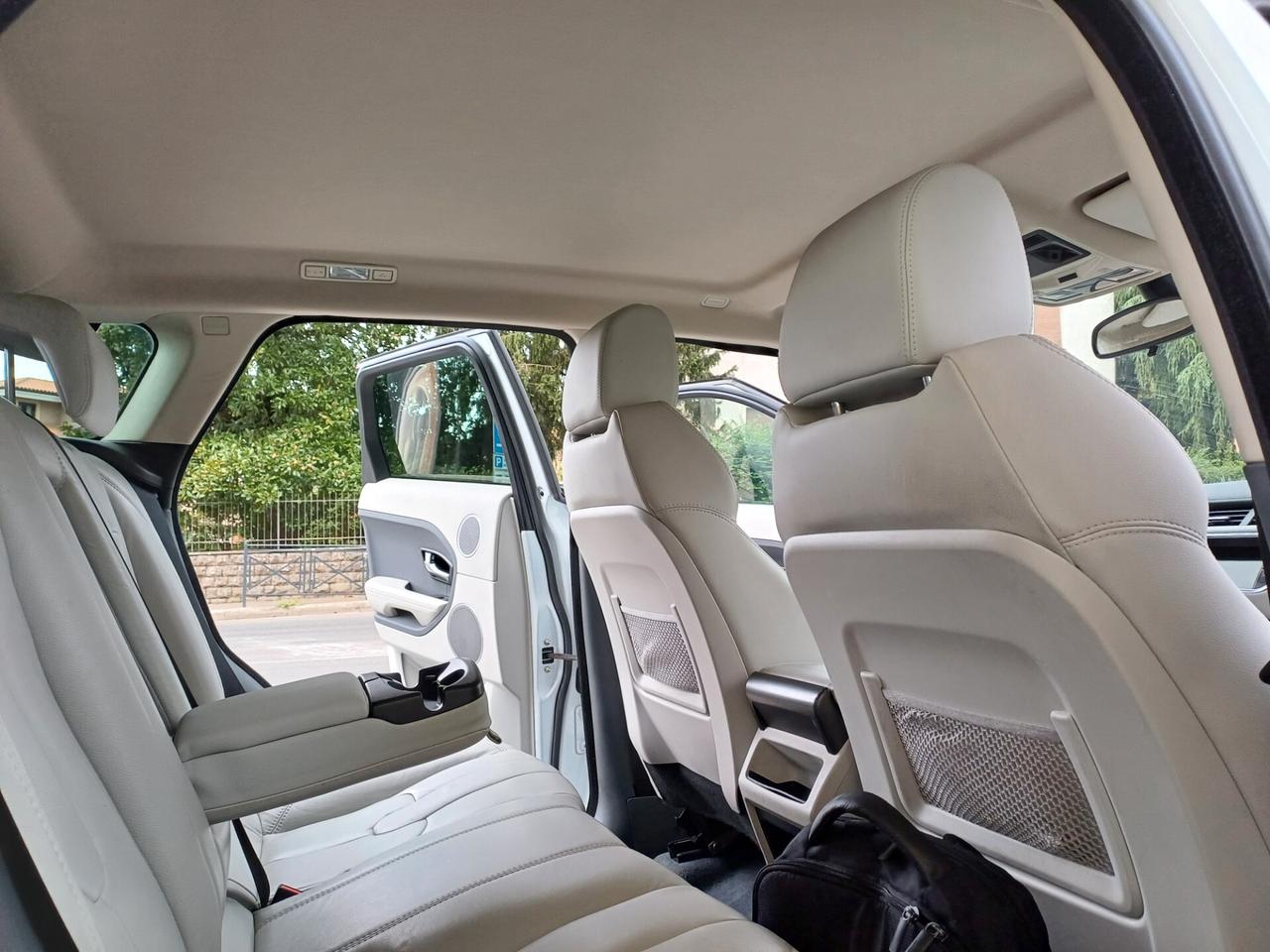 Land Rover Range Evoque 2.2 TD4 5p. Dynamic