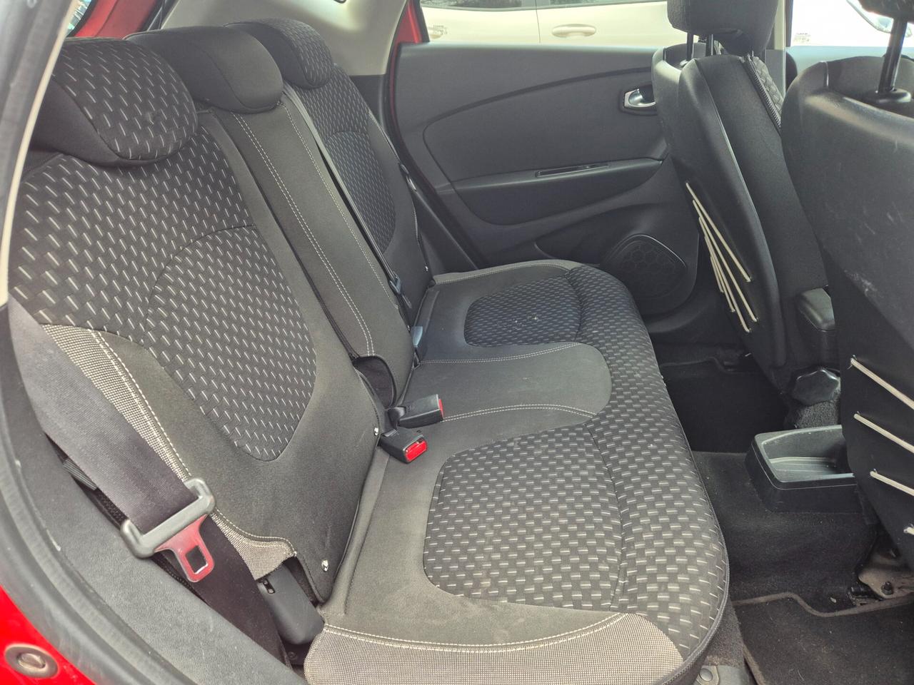 Renault Captur dCi 8V 110 CV Start&Stop Energy Initiale Paris