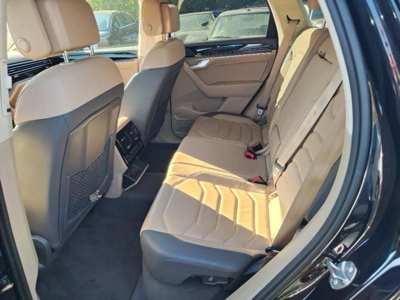 Volkswagen Touareg 3.0 V6 TDI SCR 170kW Atmosphere