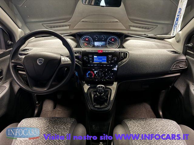 LANCIA Ypsilon 1.0 Hybrid 70 cv Ecochic Silver - PROMO