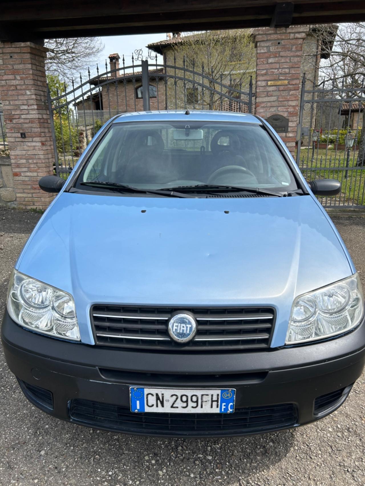 Fiat Punto benzina/metano ok NEOPATENTATI