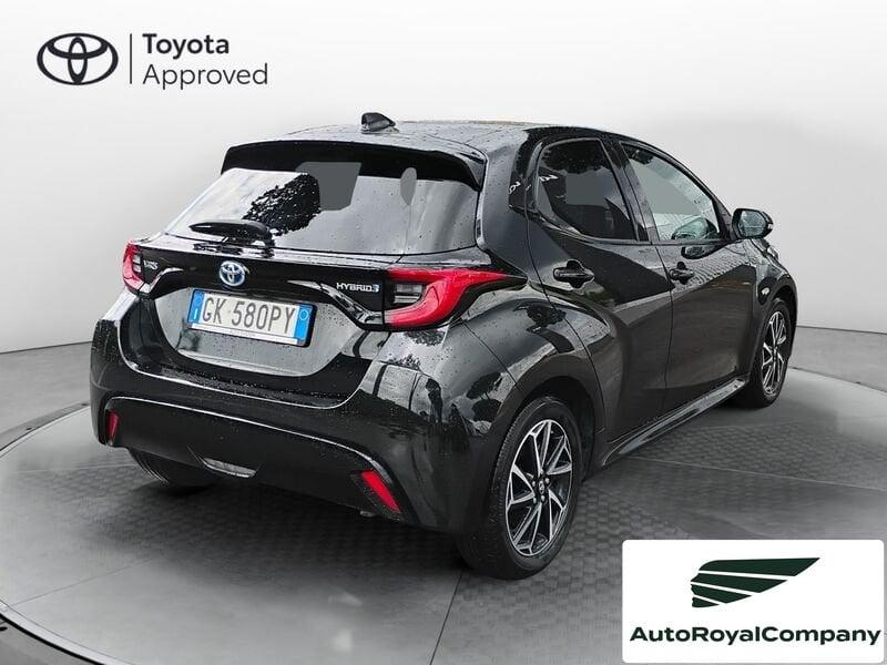 Toyota Yaris Hybrid Lounge MY22